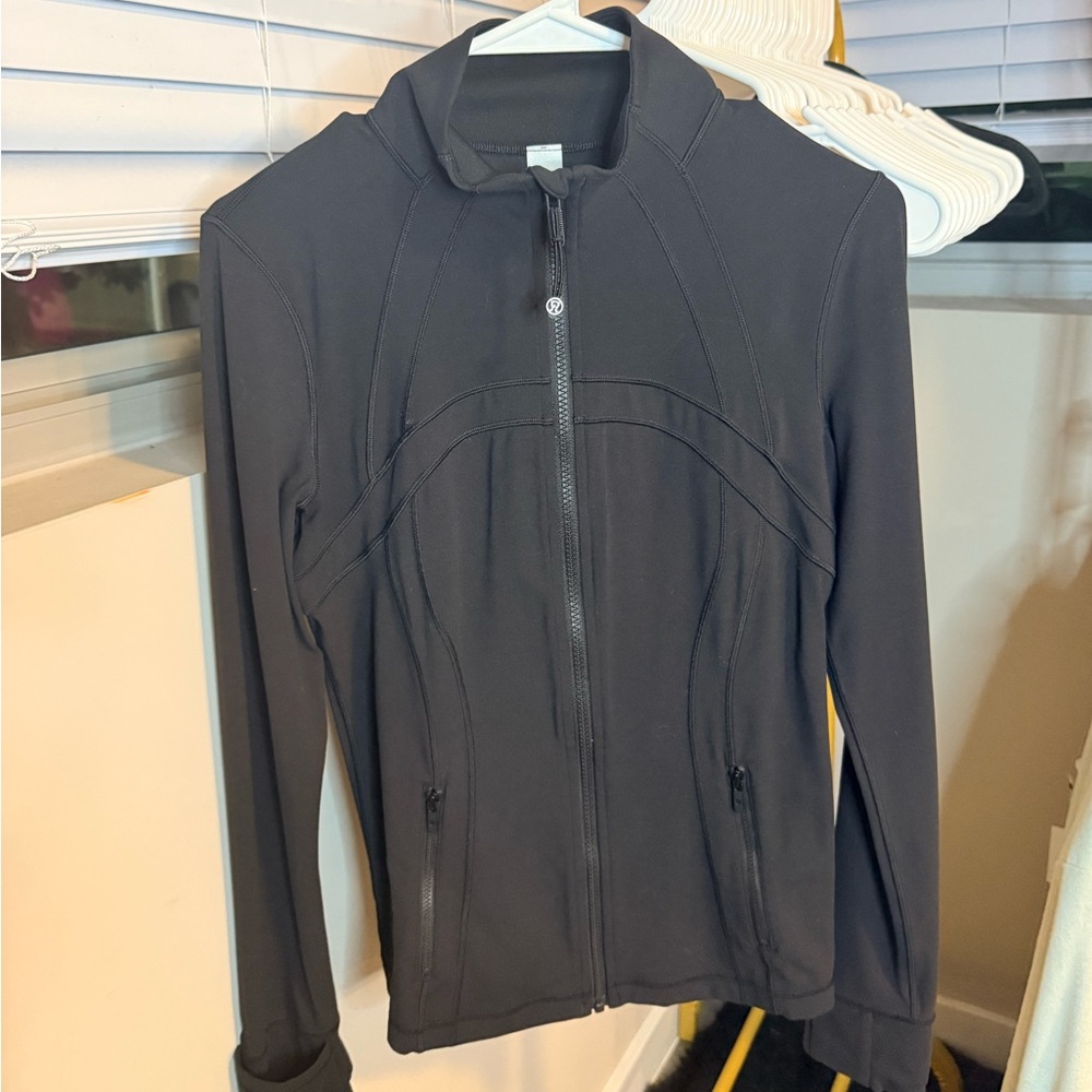 LULULEMON DEFINE JACKET - size 8